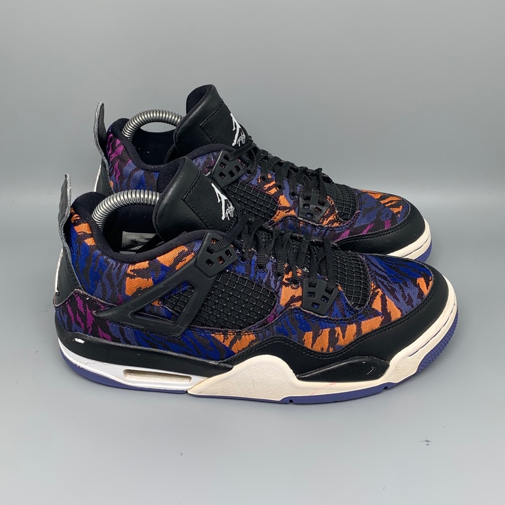 Jordan 4 Retro SE Violet Black Purple Shoes BQ9043-005 Youth Sz 7 Women's Sz 8.5